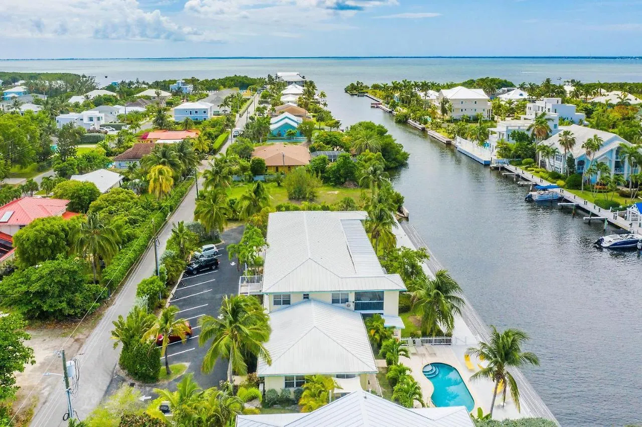 Holiday home Snug Harbour View Condo #2 George Town