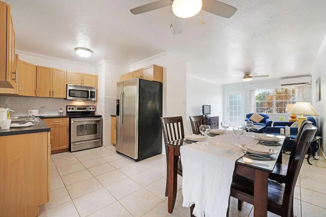 Snug Harbour View Condo #2 George Town Holiday home