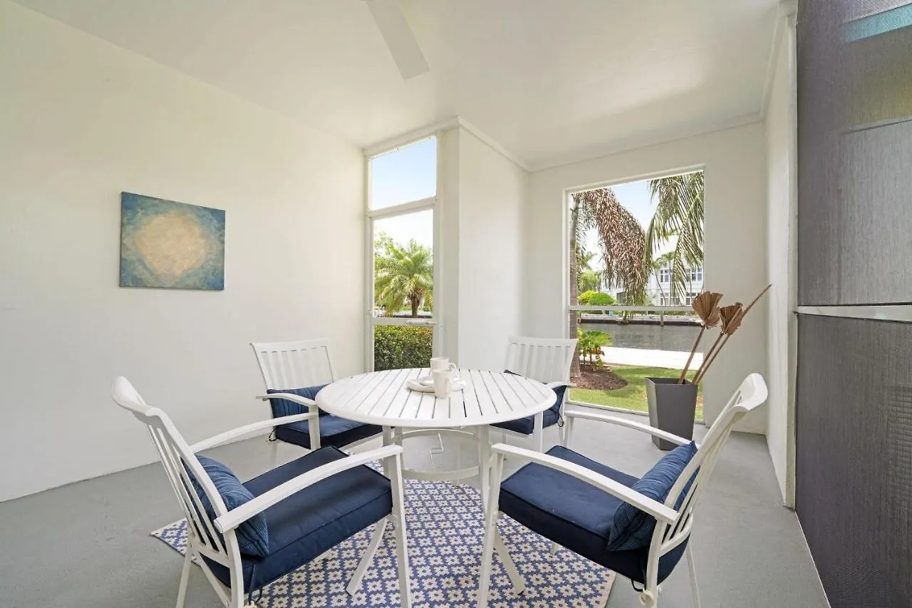 Snug Harbour View Condo #2 George Town Holiday home