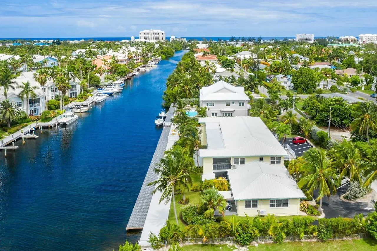 Snug Harbour View Condo #2 George Town Holiday home